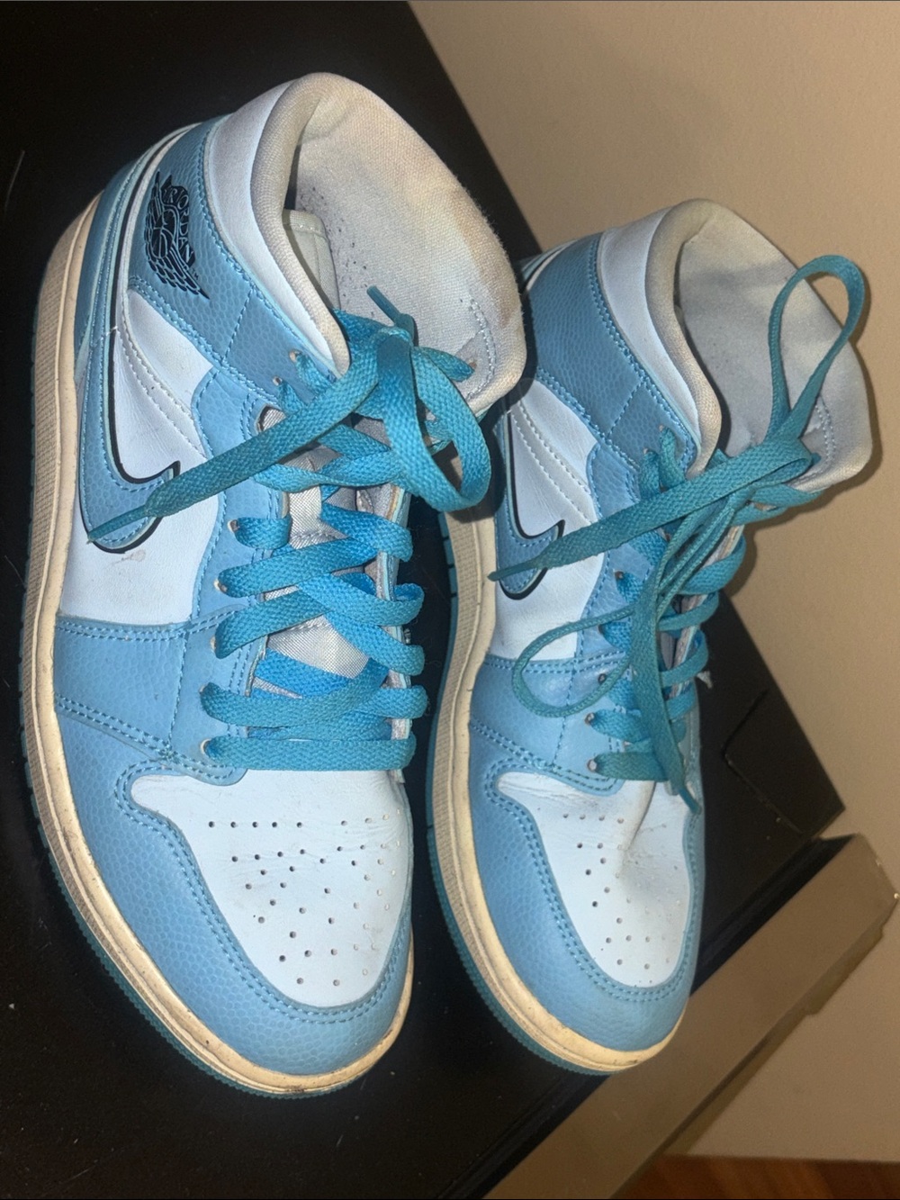 Women sneakers